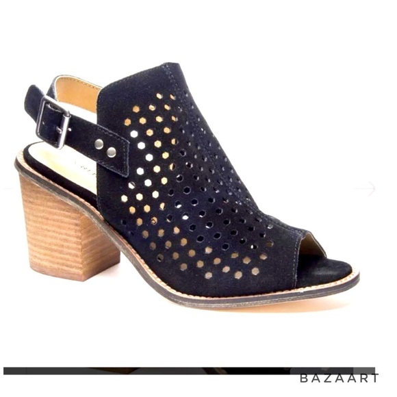Chinese Laundry Perforated Peep-Toe Black Suede Bootie Women Size: 10 - Picture 1 of 10